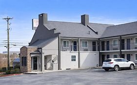 Quarters Inn & Suites